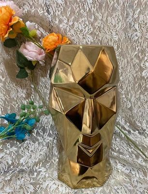 Maszyna do powłoki PVD z wielopiękowymi jonami w Chinach z najwyższą jakością, sprzęt do powłoki próżniowej dla części i basenów ze stali nierdzewnej