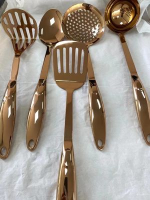 Pełnoautomatyczna maszyna do powlekania PVD z funkcjami energooszczędnymi i wykonana na zamówienie komora próżniowa do powlekania tytanem