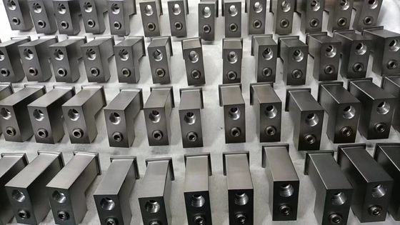 Mini PVD Coating Machine/Mała Maszyna do Powlekania Próżniowego/Używana Maszyna do Metalicznego Powlekania PVD dla Koloru Srebrnego, Złotego