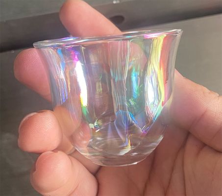 Przyjazna dla środowiska maszyna do powlekania metali PVD Doskonała przyczepność powłoki Mała dekoracyjna maszyna do powlekania próżniowego PVD