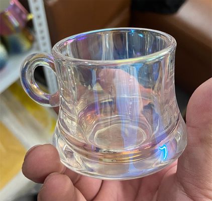 Przyjazna dla środowiska maszyna do powlekania metali PVD Doskonała przyczepność powłoki Mała dekoracyjna maszyna do powlekania próżniowego PVD