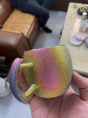 Maszyna do pokrycia naczynia do napojów pełnoautomatycznego PVD z niestandardowym rozmiarem komory i trwałym procesem powlekania do produkcji kubków