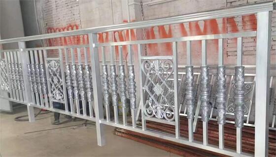 Duża maszyna do próżniowego napylania PVD z silną adhezją i długotrwałą folią ochronną