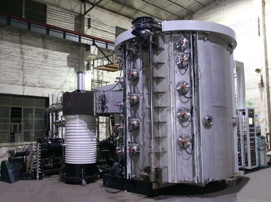 Maszyna PVD w pełni automatyczna z niestandardową komorą próżniową i roczną gwarancją na wysokiej klasy powłokę metalową