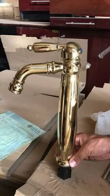 Wyposażenie do pokrycia PVD w pełni automatyczne o wysokim połysku i odpornym na korozję z niestandardową komorą próżniową do wyrobów sanitarnych