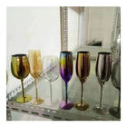 Wysokowydajny szklany kubek do wina Foshan próżniowy sprzęt do powlekania PVD do złotego srebrnego tęczowego czarnego koloru