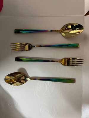 Fabryczne bezpośrednie zaopatrzenie w zaawansowaną automatyczną maszynę do metalizacji próżniowej PVD dla wysokiej jakości odbijającej