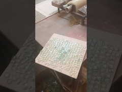 Maszyna do powlekania próżniowego płytek ceramicznych i mozaikowych JXS